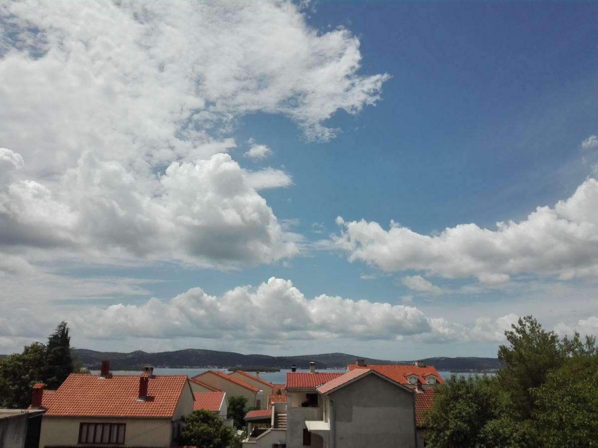 Apartments Jadranska Biograd Na Moru Exterior photo
