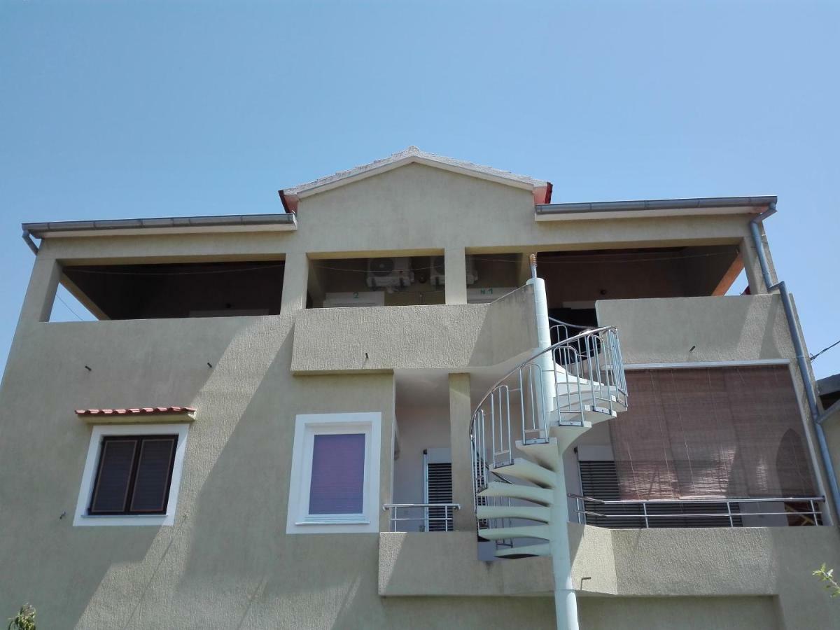 Apartments Jadranska Biograd Na Moru Exterior photo